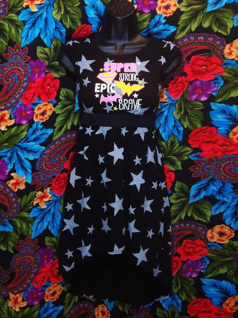 NEW GIRL'S DC COMICS DRESS GIRLS SIZE MEDIUM ( 7-8 ) DC SUPER HERO GIRLS ** 2016